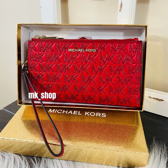 Michael Kors Handbags - Michael Kors Jet Set Double Zip Wristlet Wallet